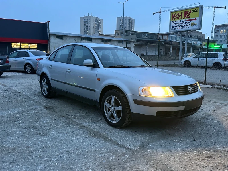 VW Passat 1.6 benzin 101к.с, снимка 3 - Автомобили и джипове - 49298187