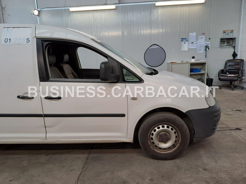 VW Caddy, снимка 12 - Автомобили и джипове - 49426509