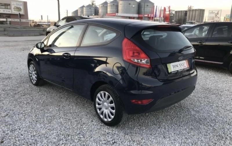 Ford Fiesta Регистрирана, снимка 3 - Автомобили и джипове - 49407094