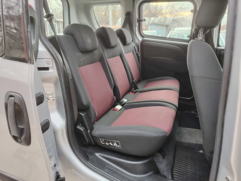 Fiat Doblo 1.6 Multidjet, снимка 7 - Автомобили и джипове - 49443008