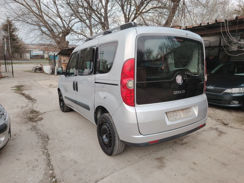 Fiat Doblo 1.6 Multidjet, снимка 3 - Автомобили и джипове - 49443008