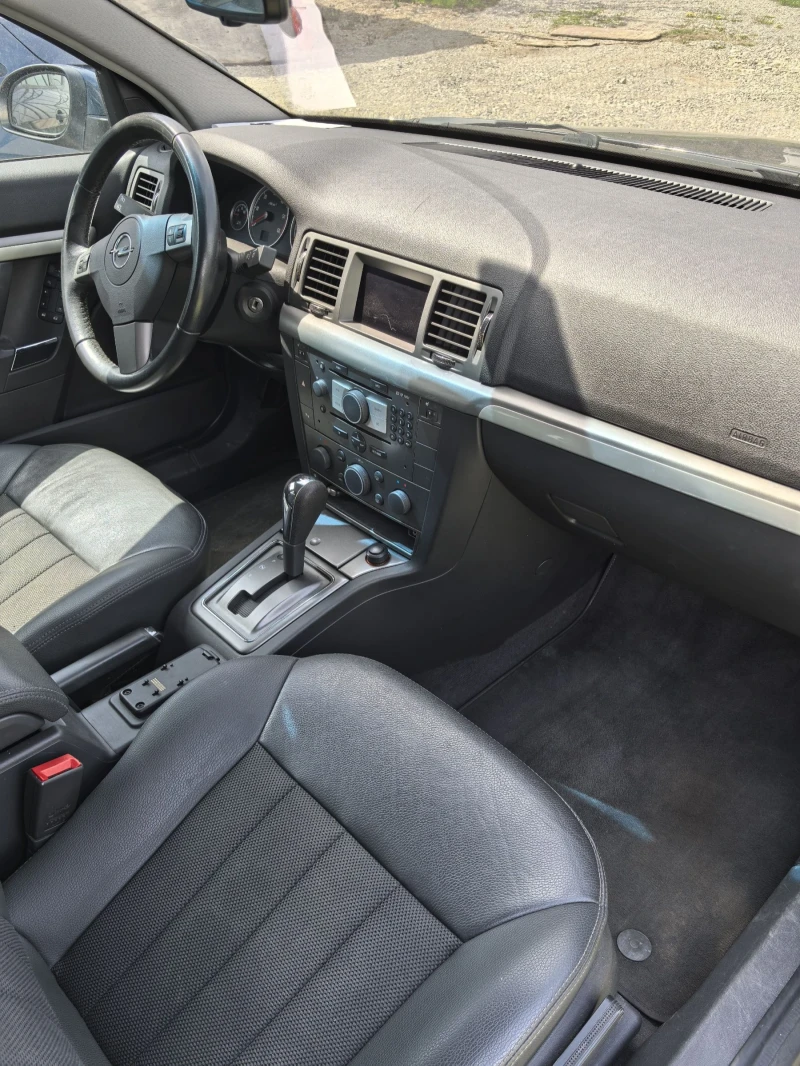 Opel Vectra 1, 9 CDTI, снимка 14 - Автомобили и джипове - 51764136