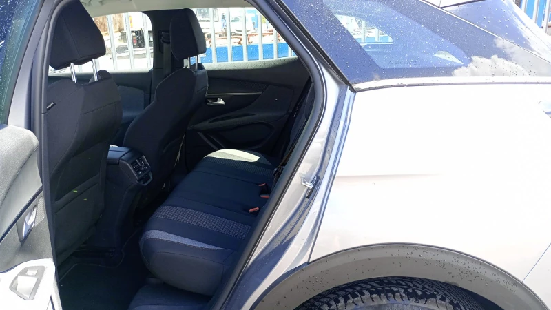 Peugeot 3008 1.5 BlueHDi (131 кс) , снимка 7 - Автомобили и джипове - 51013888