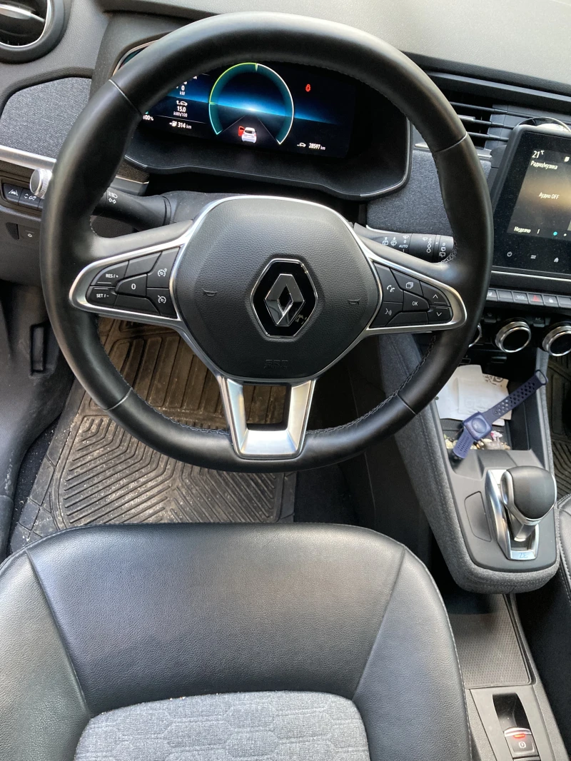 Renault Zoe, снимка 5 - Автомобили и джипове - 51437995