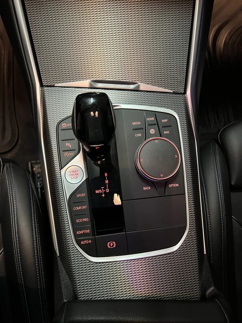 BMW 330 Msport, снимка 12 - Автомобили и джипове - 52122408