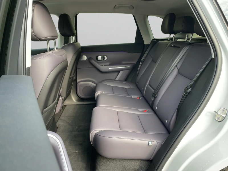 Leapmotor C10 Design BEV 160 kW 69, 9kWh, снимка 13 - Автомобили и джипове - 52413213