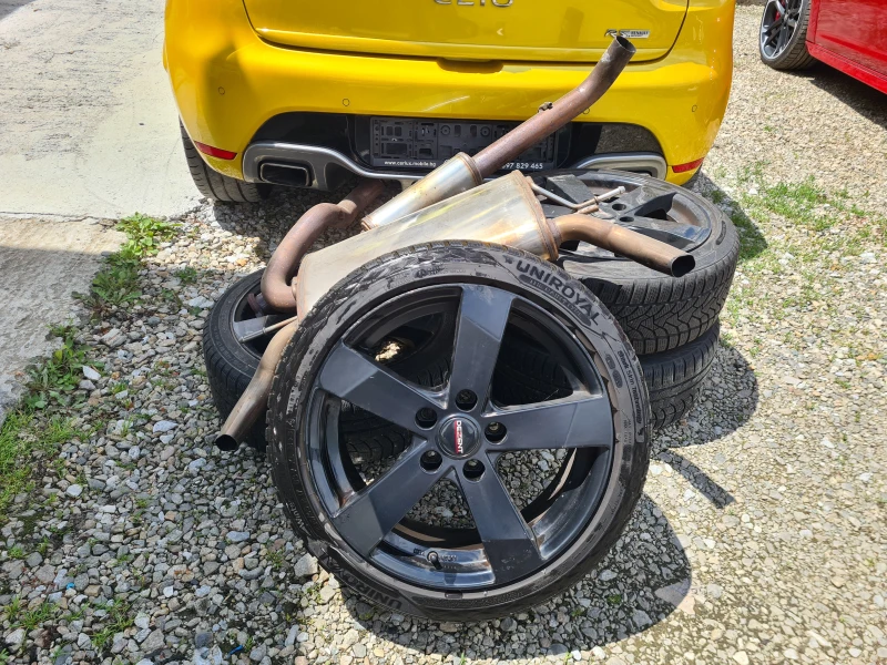 Renault Clio 1.6 RS Sport 200ps, снимка 17 - Автомобили и джипове - 52214410