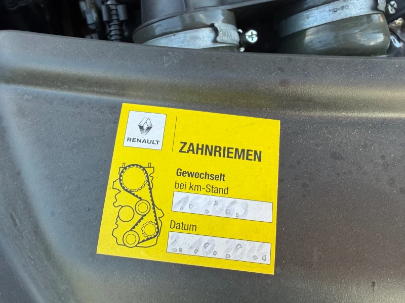 Peugeot 208 1.6 e-HDI Urban Soul, снимка 13 - Автомобили и джипове - 52833977