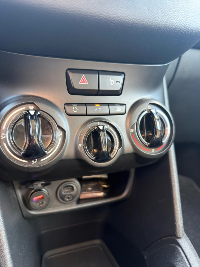 Peugeot 208 1.6 e-HDI Urban Soul, снимка 10 - Автомобили и джипове - 52833977