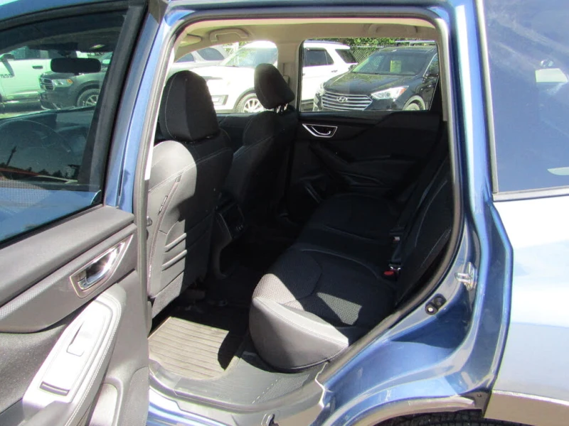 Subaru Forester Convenience Wagon AWD, снимка 10 - Автомобили и джипове - 52495876