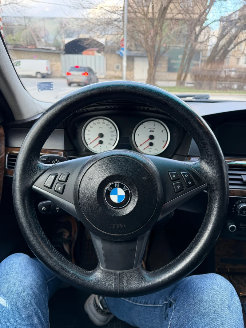 BMW 530 d M-pack 280 коня, снимка 11 - Автомобили и джипове - 53542218