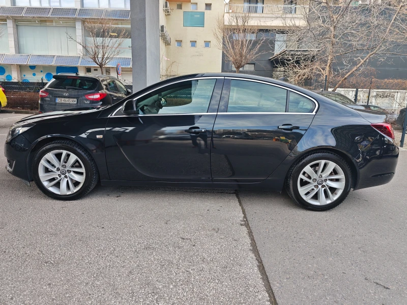 Opel Insignia 2.0 CDTI, снимка 7 - Автомобили и джипове - 53542739