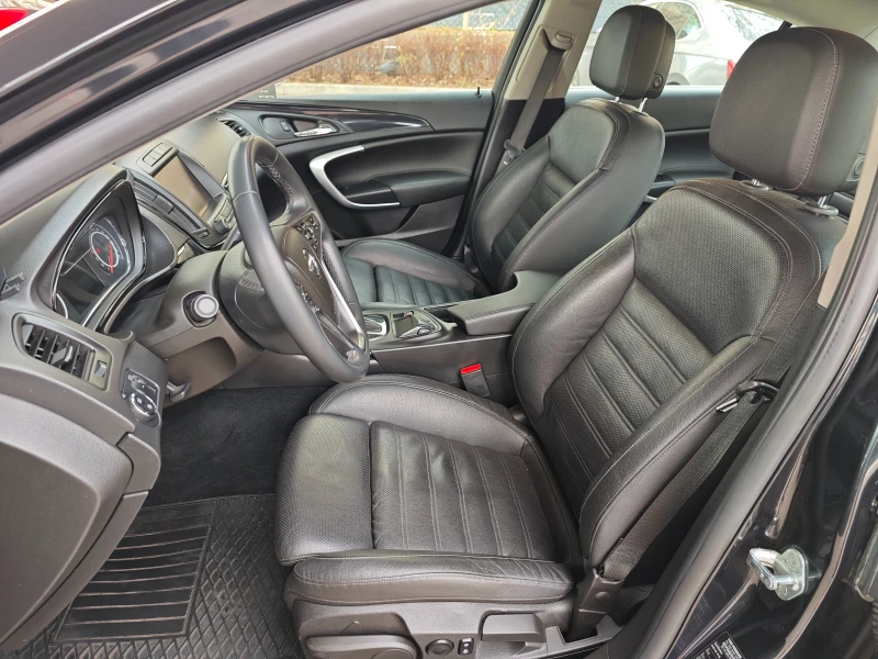 Opel Insignia 2.0 CDTI, снимка 14 - Автомобили и джипове - 53542739