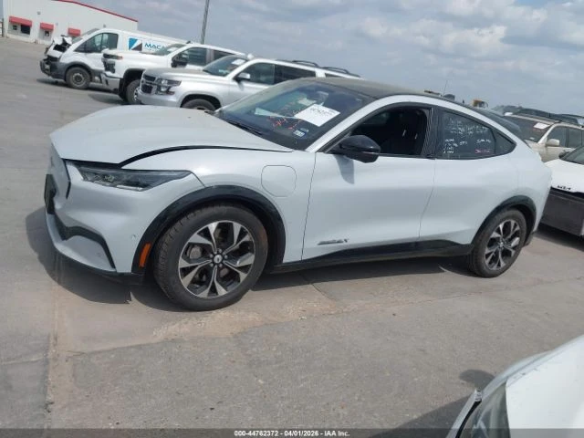 Ford Mustang Mach-E Premium AWD, снимка 8 - Автомобили и джипове - 55127022