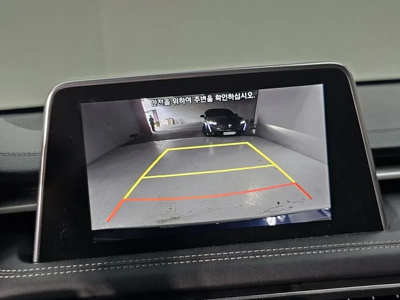 Genesis G70 2.0T ADVANCED, снимка 14 - Автомобили и джипове - 55704994
