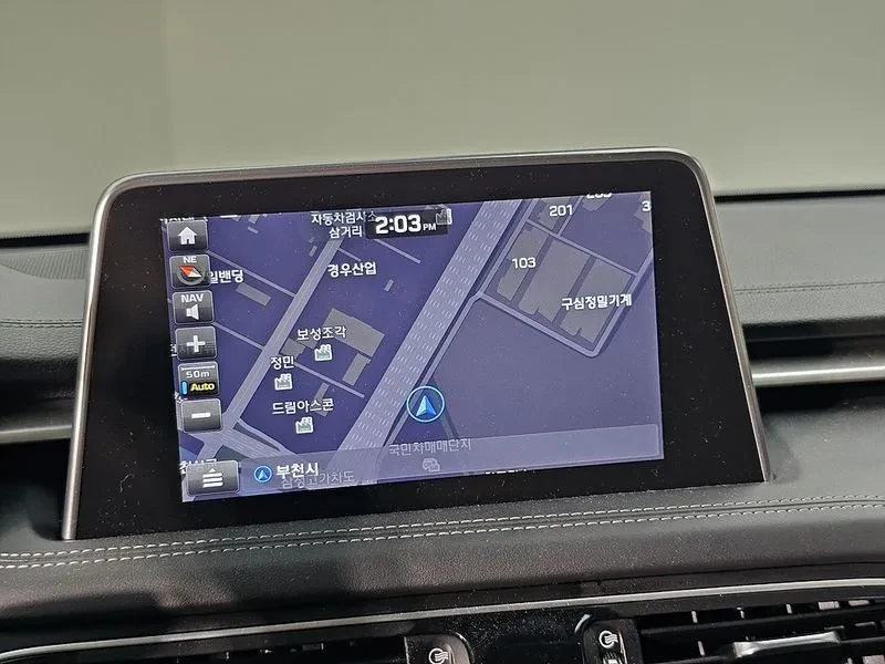 Genesis G70 2.0T ADVANCED, снимка 13 - Автомобили и джипове - 55704994