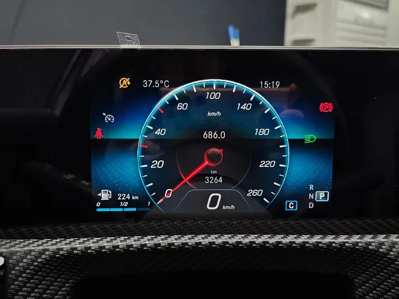 Mercedes-Benz A 250 4Matic Sedan, снимка 8 - Автомобили и джипове - 55951774