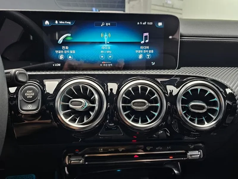 Mercedes-Benz A 250 4Matic Sedan, снимка 14 - Автомобили и джипове - 55951774