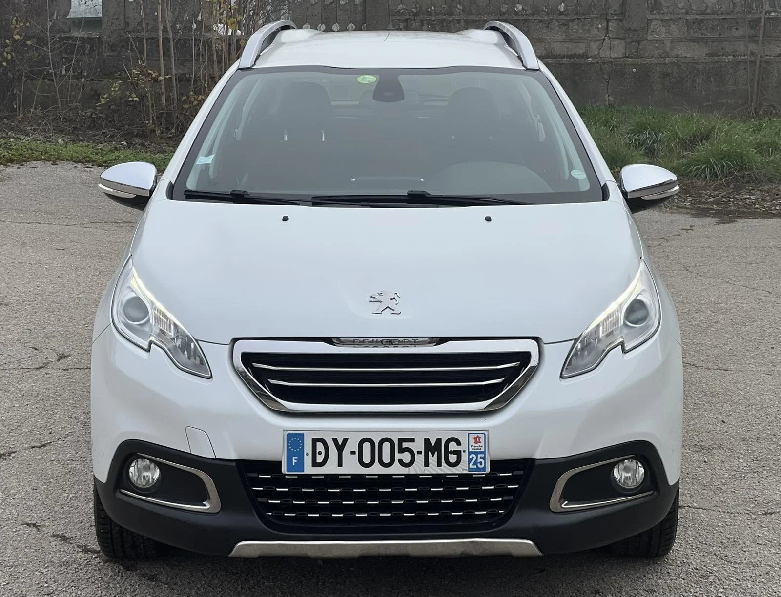 Peugeot 2008 PEUGEOT 2008 1, 2 TURBO AUTOMATIC NAVY , снимка 1
