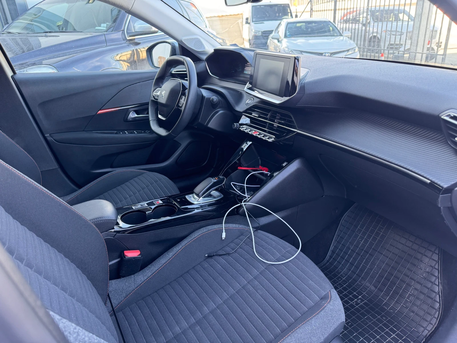 Peugeot 208 e-208 100kW | Mobile.bg   11