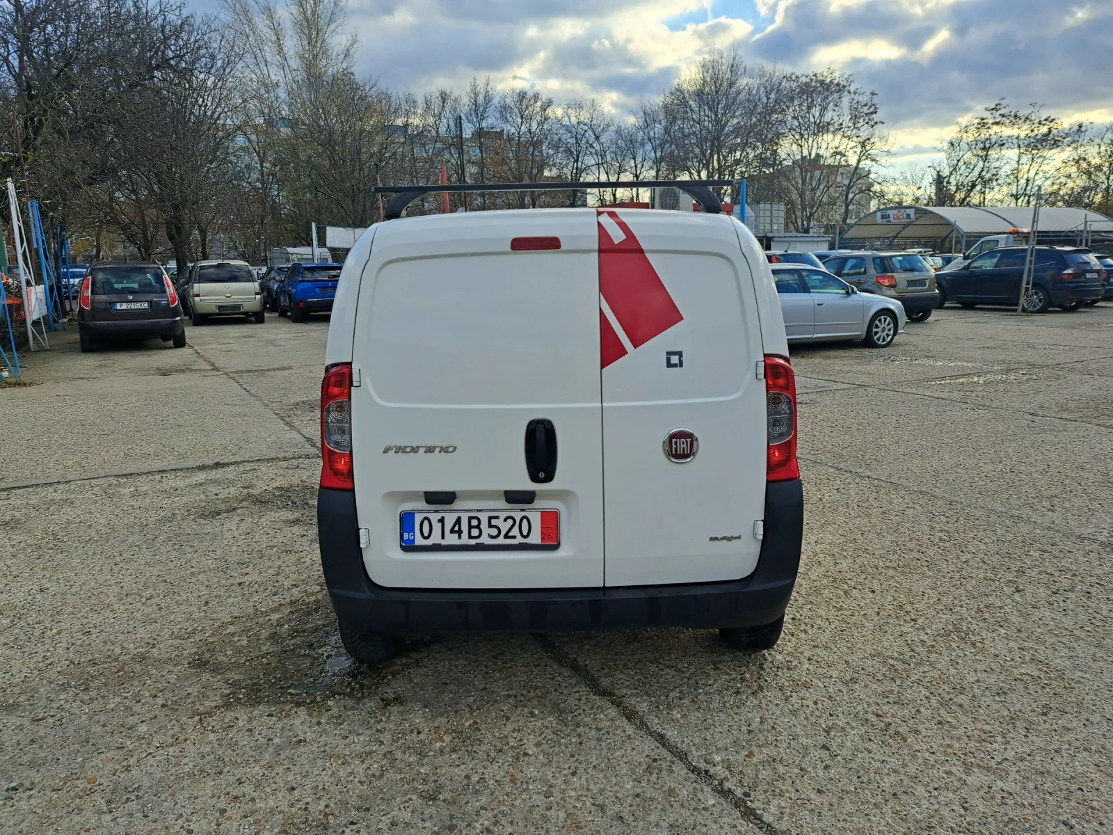 Fiat Fiorino ВАН - изображение 7