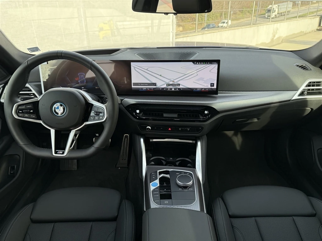 BMW i4 xDrive40 Гран Купе - изображение 8