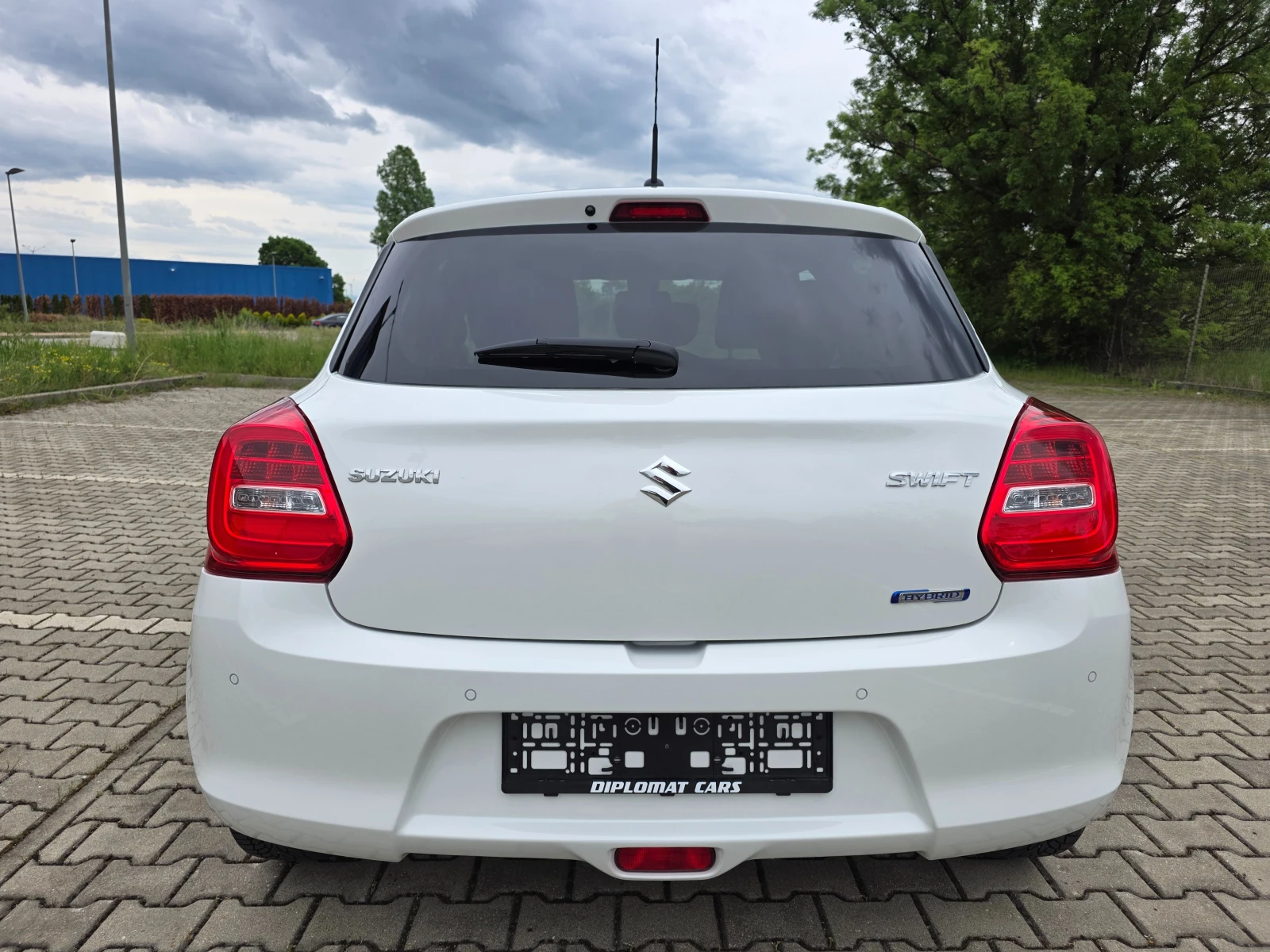 Suzuki Swift 1.2I HYBRID - изображение 5