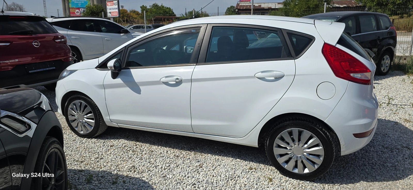 Ford Fiesta 1.3 БЕНЗИН WIRELESS CAR PLAY /ANDROID AUTO/ WAZE - изображение 6