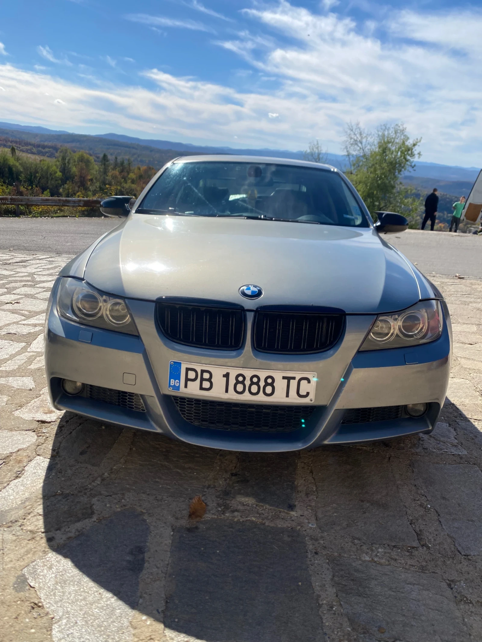 BMW 330 330i N52 - изображение 2