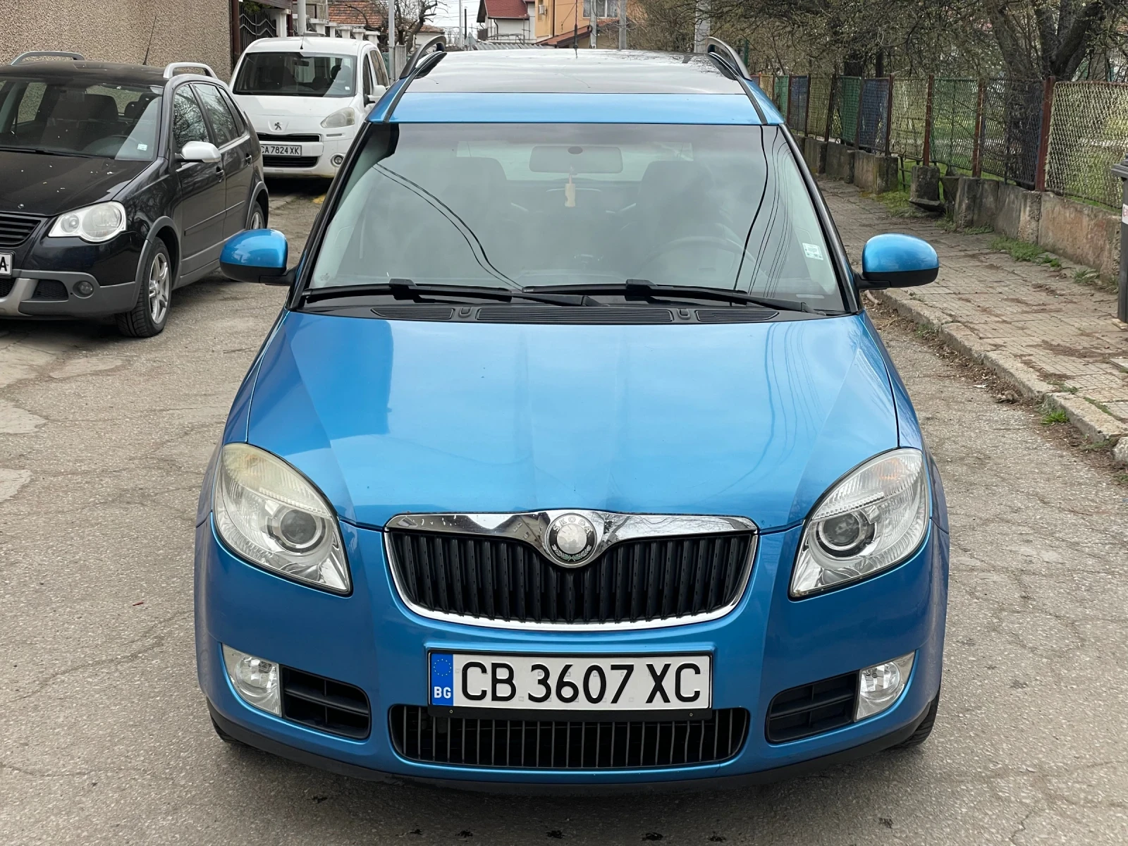 Skoda Roomster 1.6i* 105кс* ГАЗ* клима, снимка 3 - Автомобили и джипове - 53888853