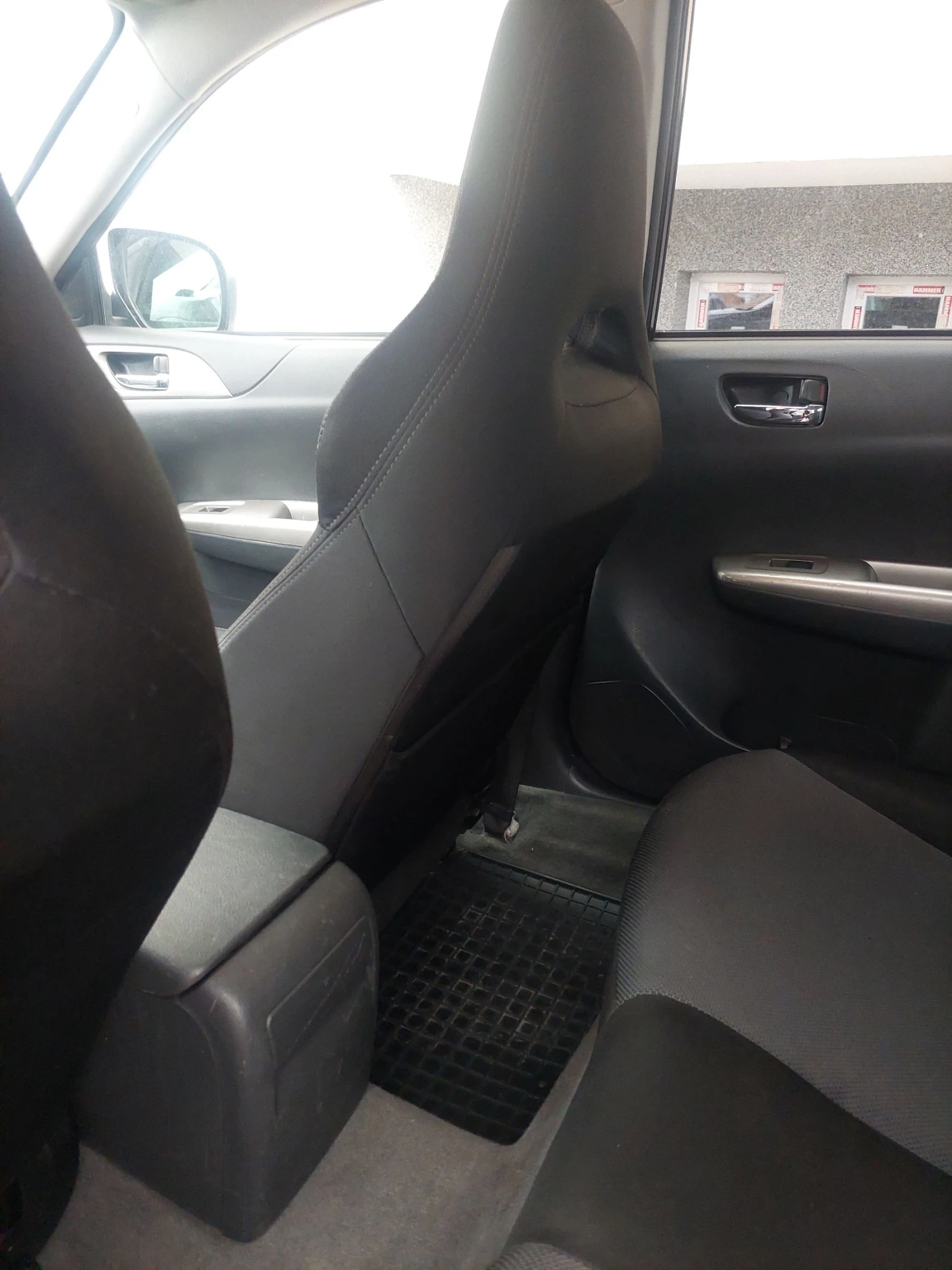 Subaru Impreza, снимка 4 - Автомобили и джипове - 53890369