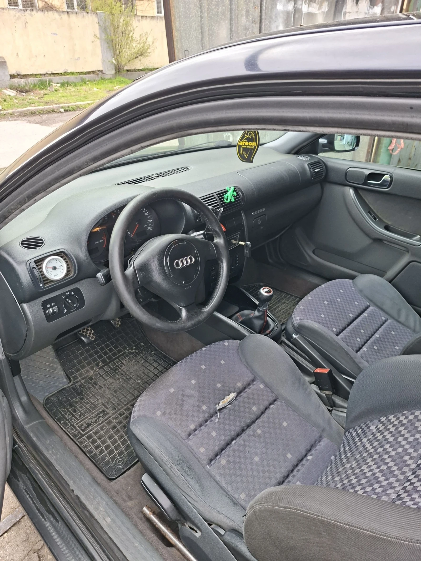 Audi A3 1.8T QUATTRO 180PS, снимка 5 - Автомобили и джипове - 54016654