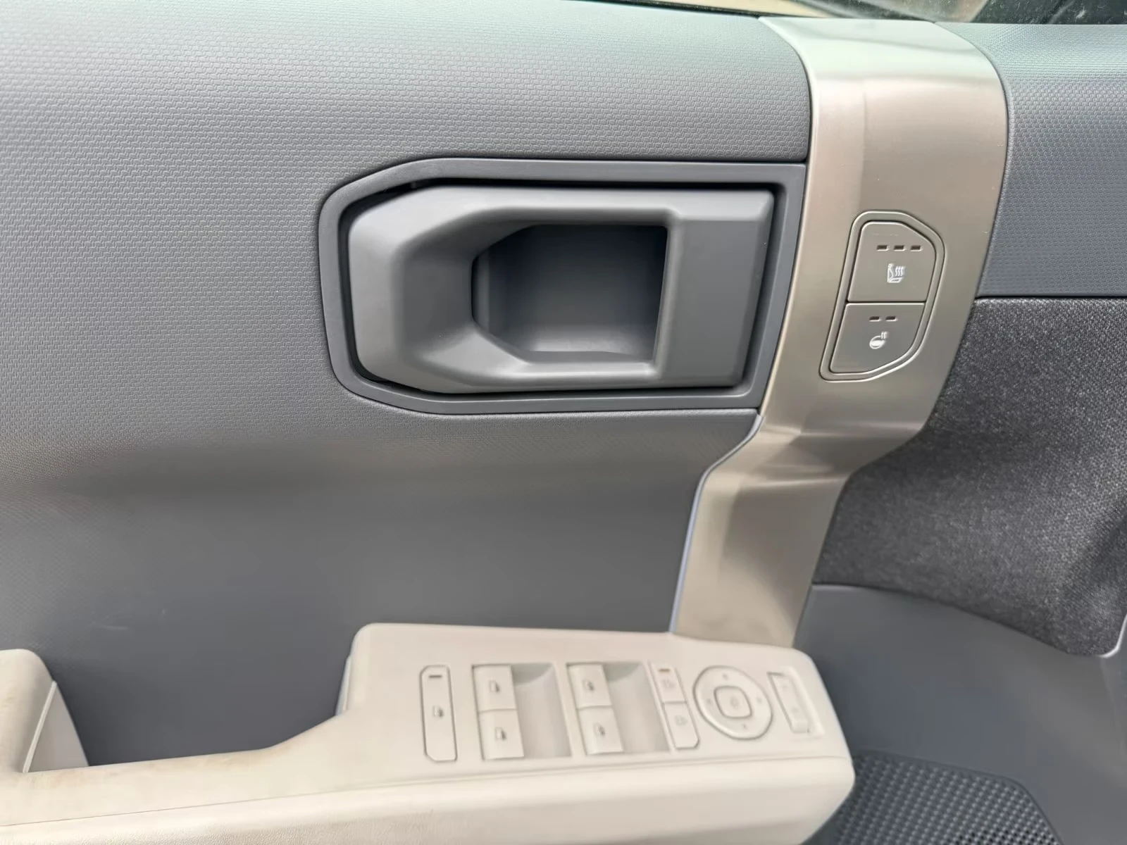 Kia EV3 GT-Line 81.4kWh DISTRONIC 360* Winter Package B/S | Mobile.bg � ����������� 13