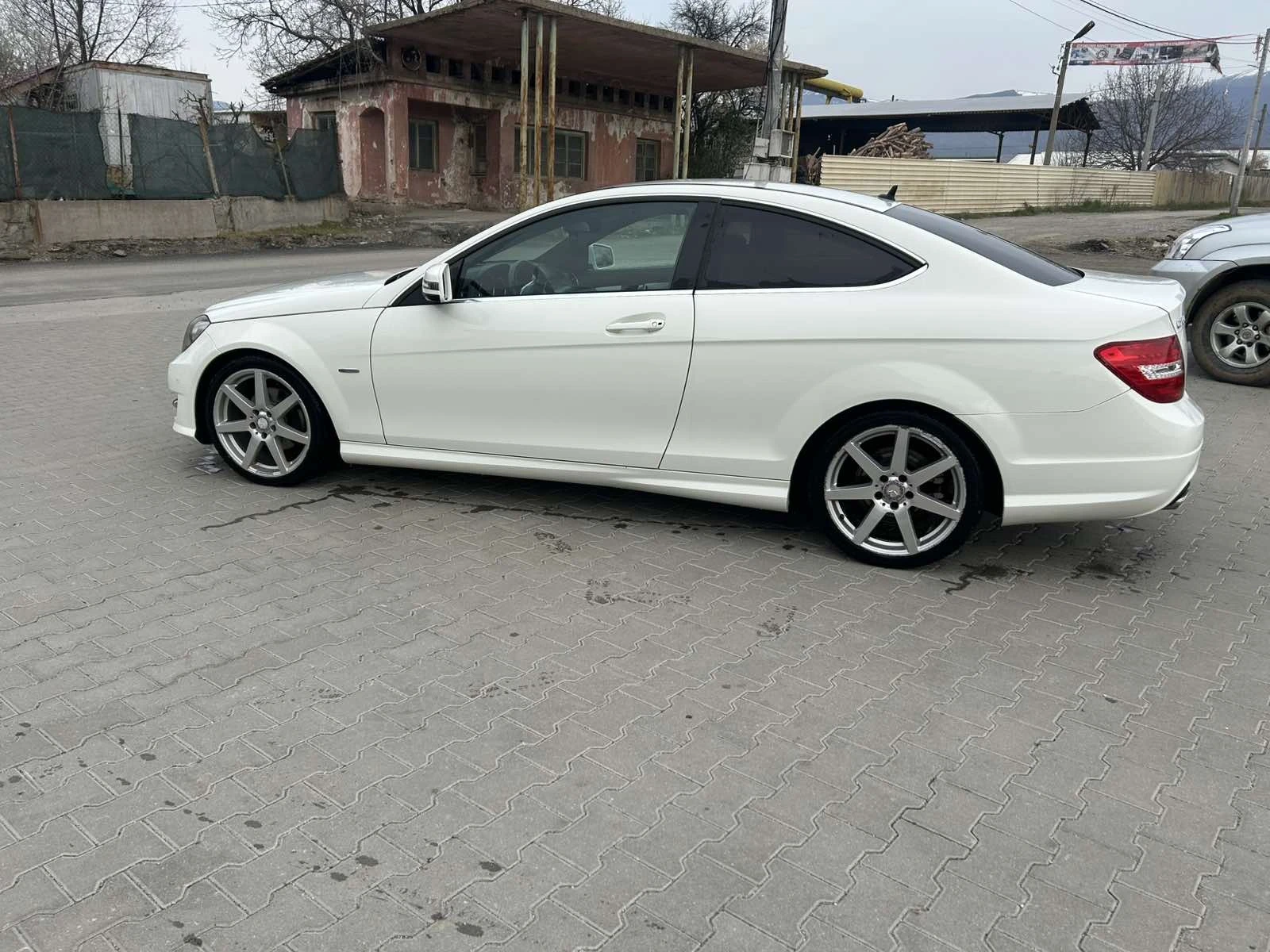 Mercedes-Benz C 250, снимка 3 - Автомобили и джипове - 54207042