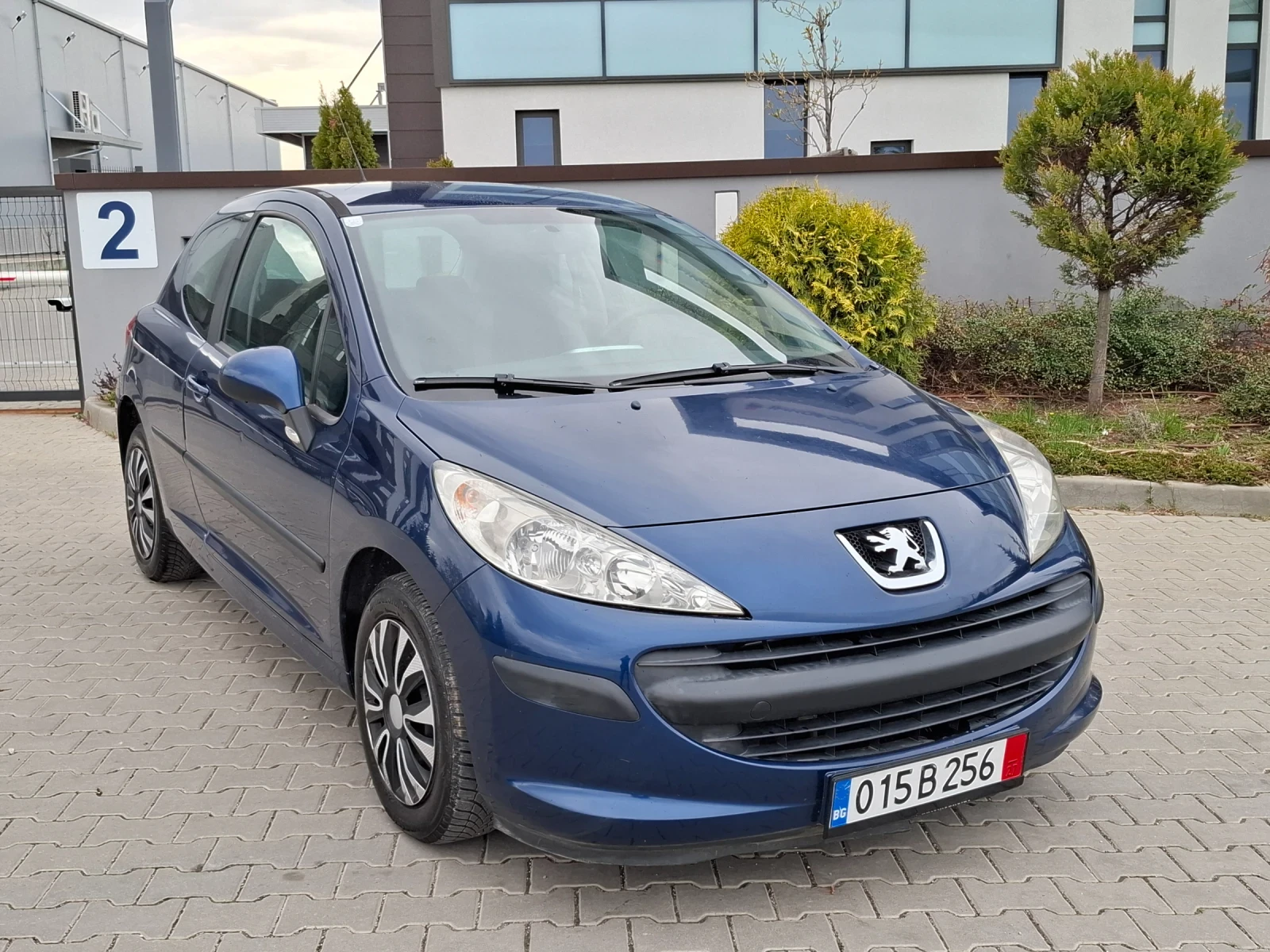Peugeot 207 1.4i* (95кс)* * 122617км* * НОВ ВНОС* * , снимка 8 - Автомобили и джипове - 54208271