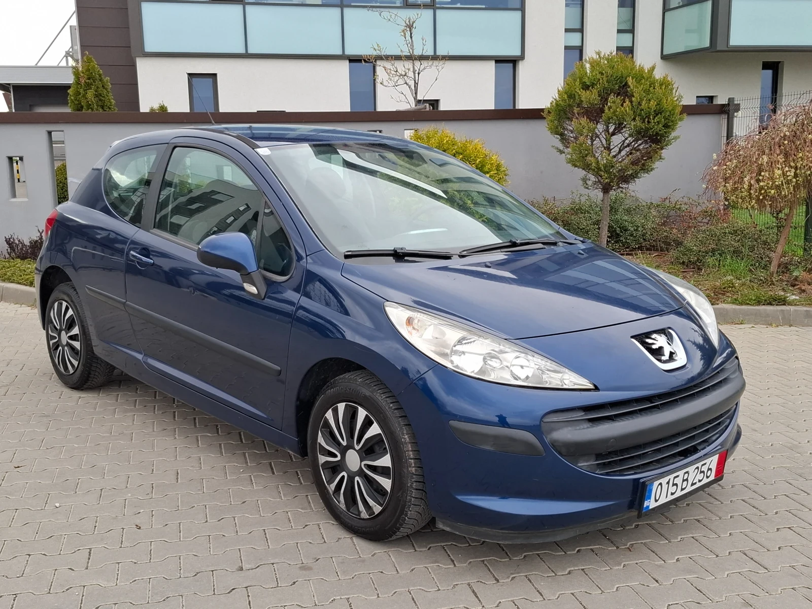 Peugeot 207 1.4i* (95кс)* * 122617км* * НОВ ВНОС* * , снимка 10 - Автомобили и джипове - 54208271