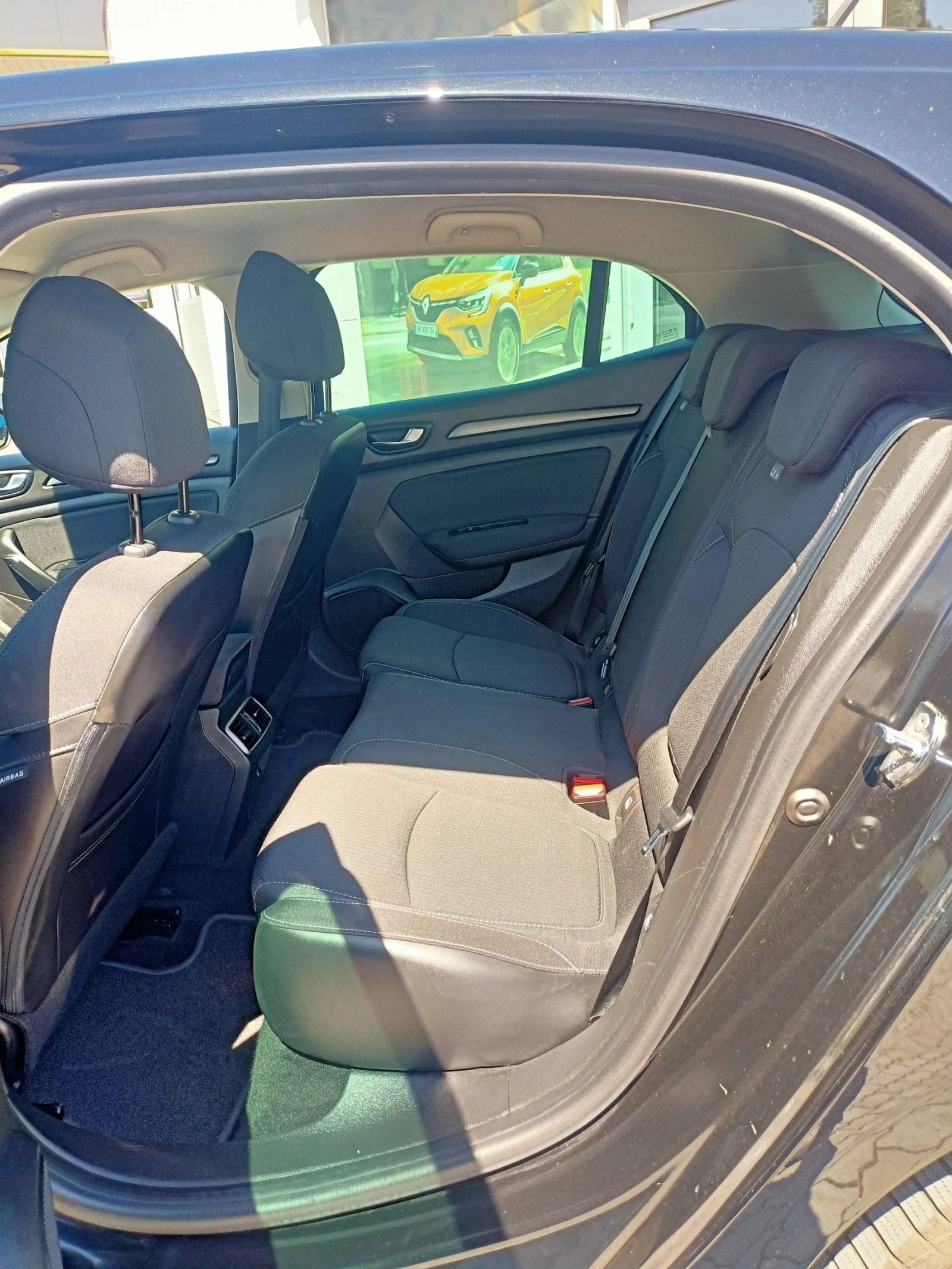 Renault Megane 1900Евро за получаване, 1.5DCi автматик EDC-7, снимка 14 - Автомобили и джипове - 54426752