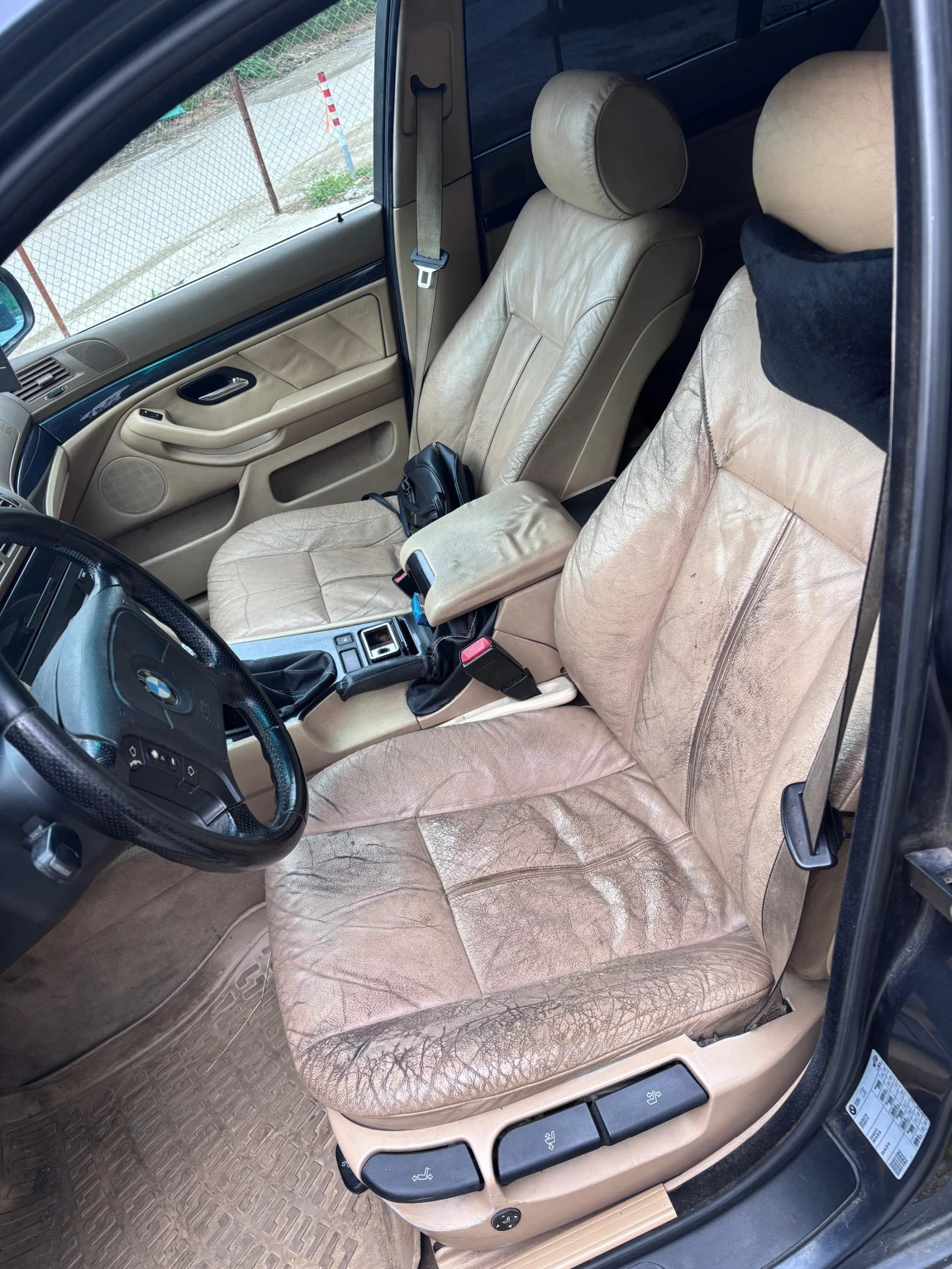 BMW 528 Бензин/газ, снимка 8 - Автомобили и джипове - 54479183