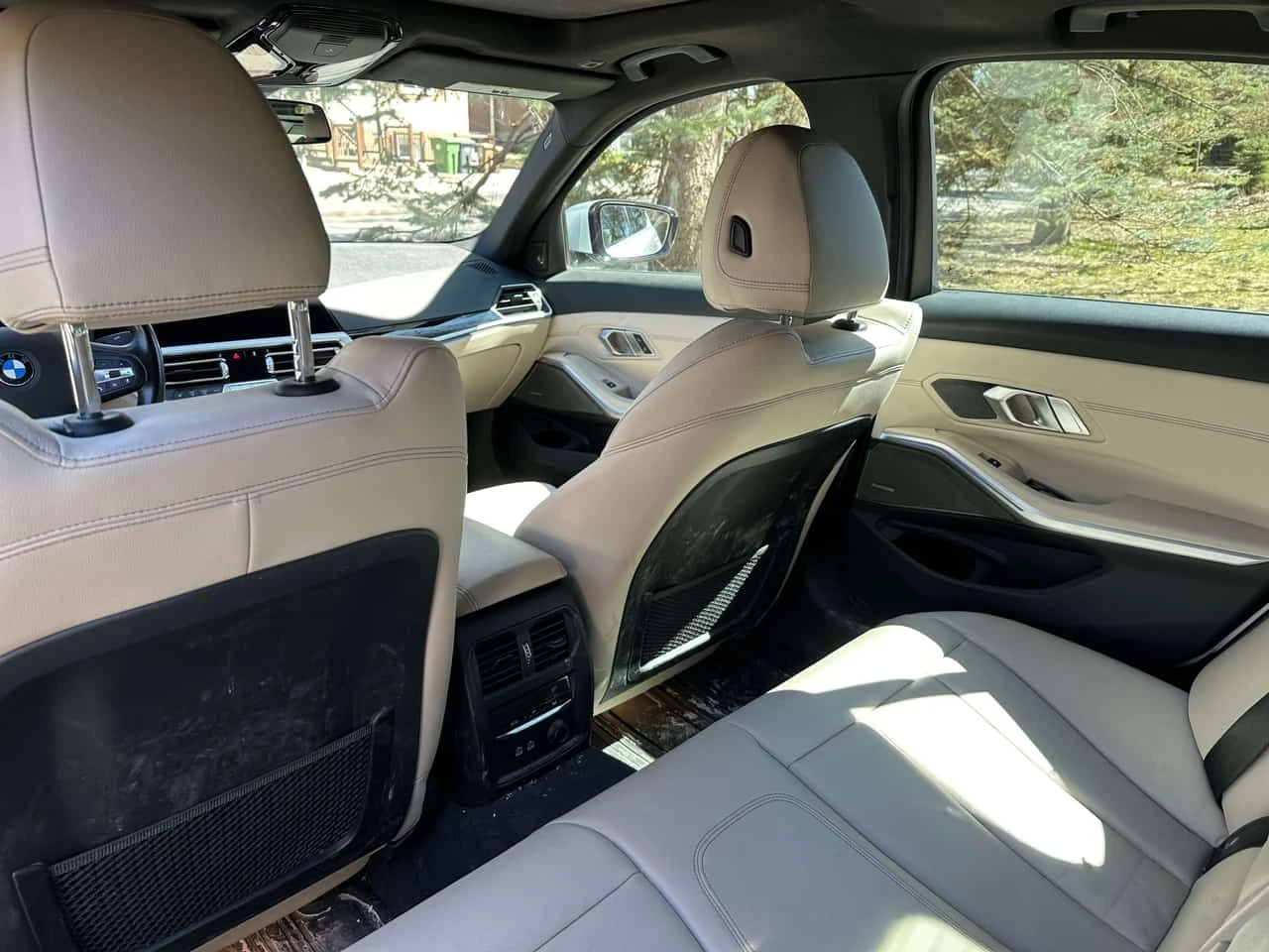 BMW 330 * CARFAX * ЦЕНА ДО БГ, снимка 7 - Автомобили и джипове - 54742754