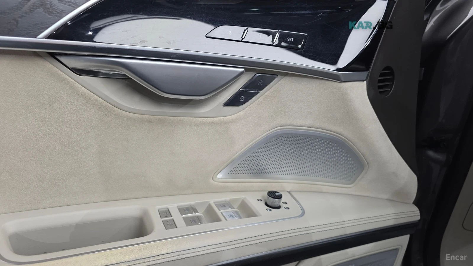 Audi A8 L / DISTRONIC / HEADUP / ОБДУХ / МАСАЖ / ТВ, снимка 8 - Автомобили и джипове - 54919561