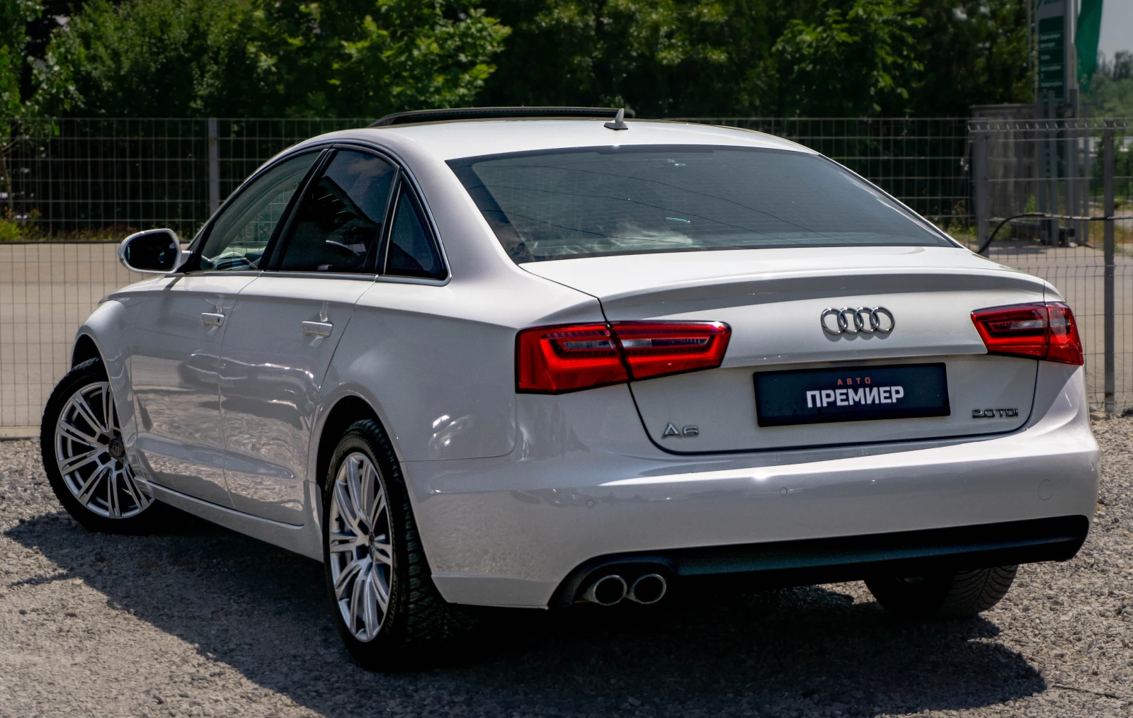 Audi A6 2.0TDI-177HP-РЕАЛНИ КМ!, снимка 6 - Автомобили и джипове - 55101162