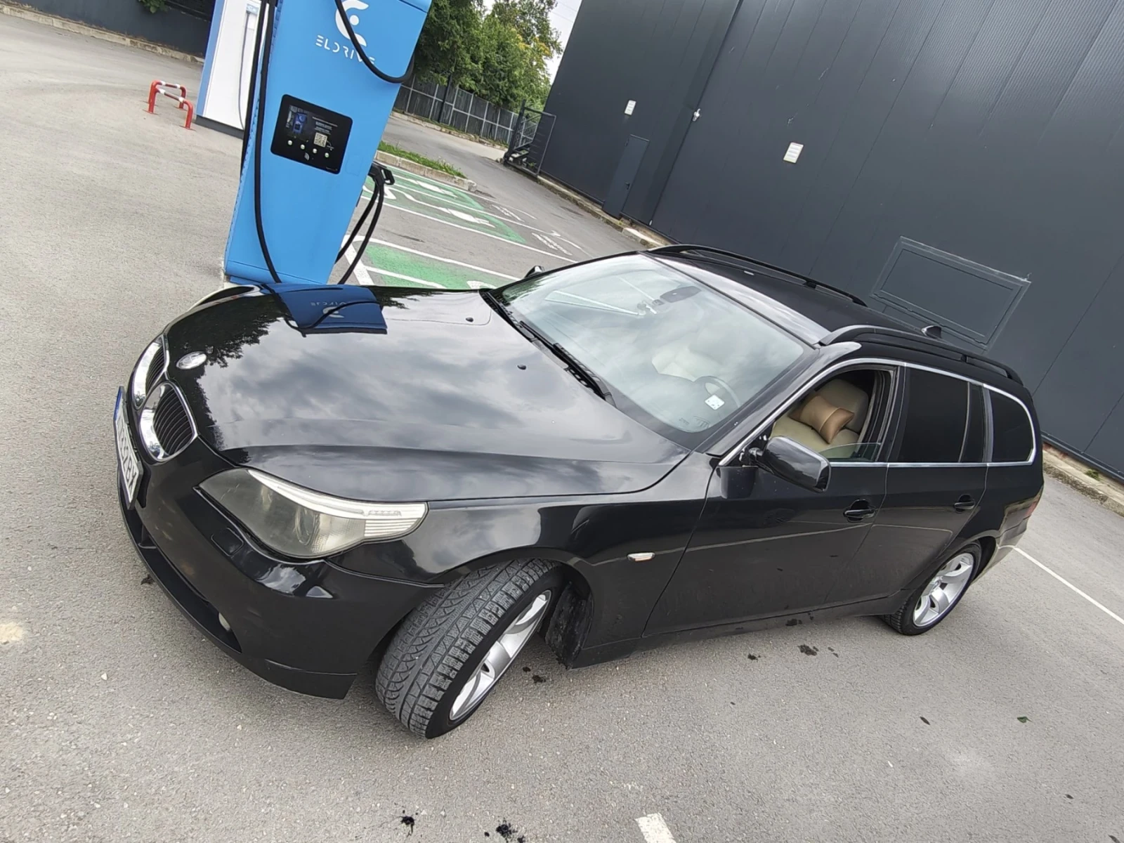 BMW 525, снимка 4 - Автомобили и джипове - 55541792