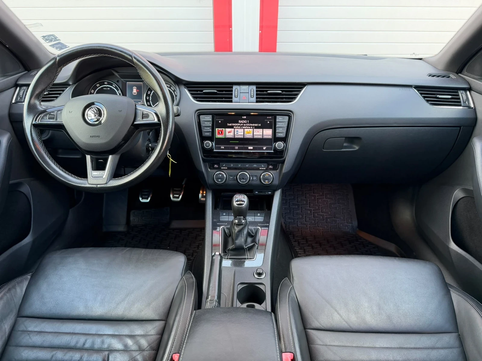 Skoda Octavia 2.0WRS NAVI KLIMATRONIK EVRO 6B, снимка 14 - Автомобили и джипове - 55448579