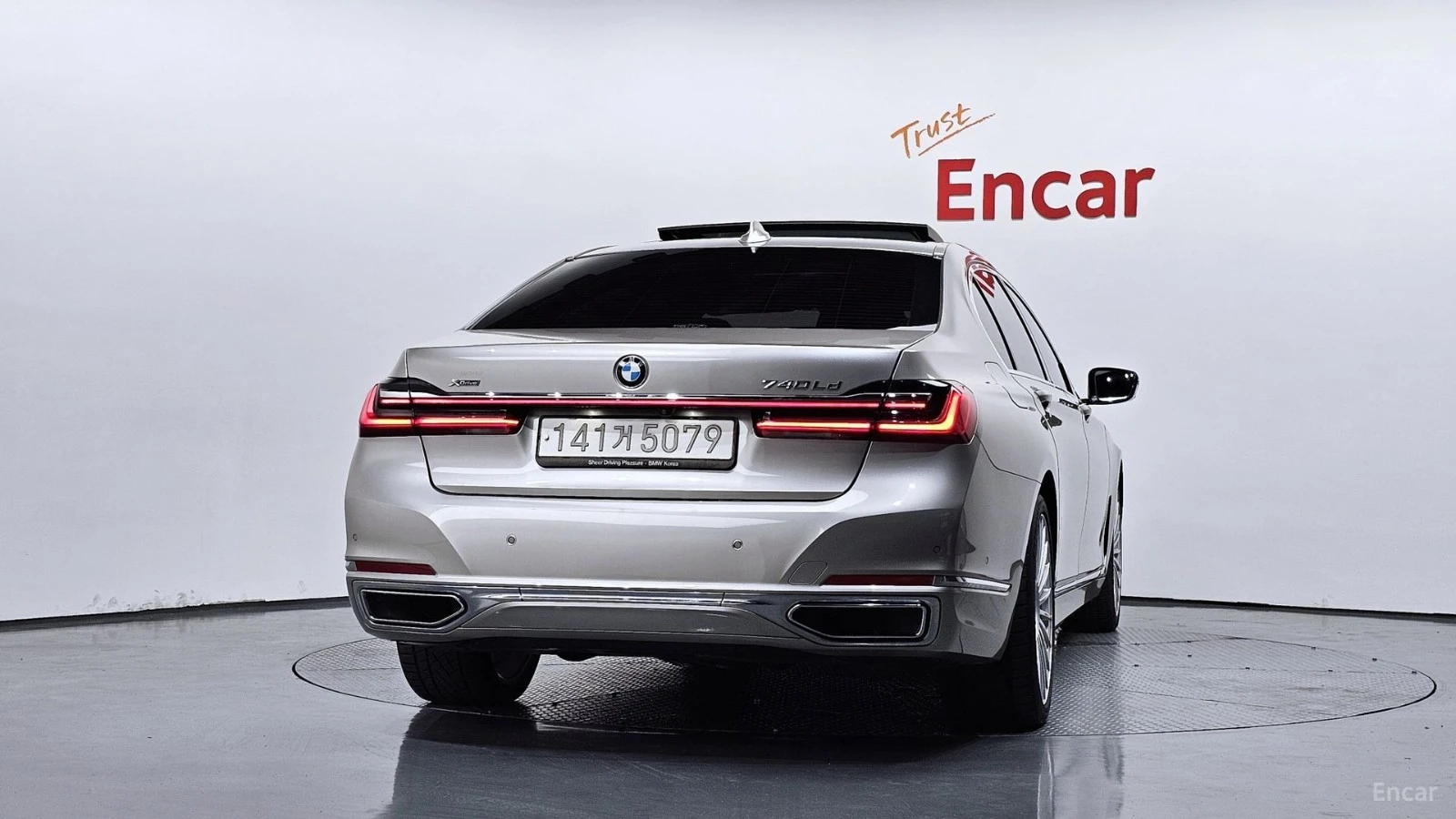 BMW 730 Ld xDrive* ALPINA* МОНИТОРИ* ТАБЛЕТ* АВТОКРЕДИТ, снимка 4 - Автомобили и джипове - 55644177
