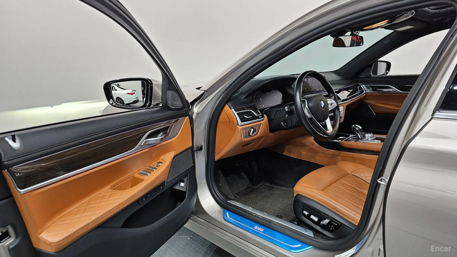 BMW 730 Ld xDrive* ALPINA* МОНИТОРИ* ТАБЛЕТ* АВТОКРЕДИТ, снимка 9 - Автомобили и джипове - 55644177