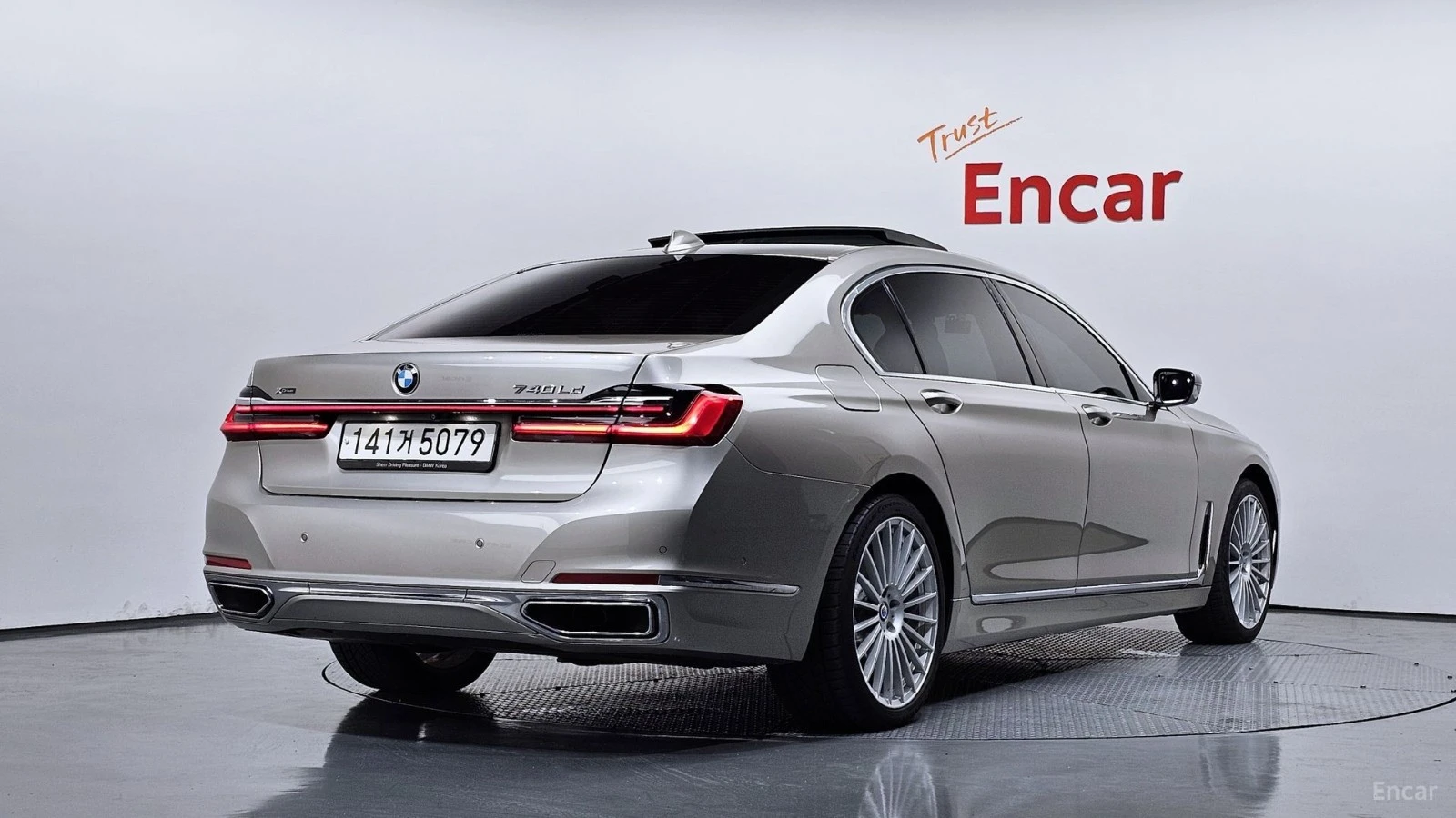 BMW 730 Ld xDrive* ALPINA* МОНИТОРИ* ТАБЛЕТ* АВТОКРЕДИТ, снимка 2 - Автомобили и джипове - 55644177