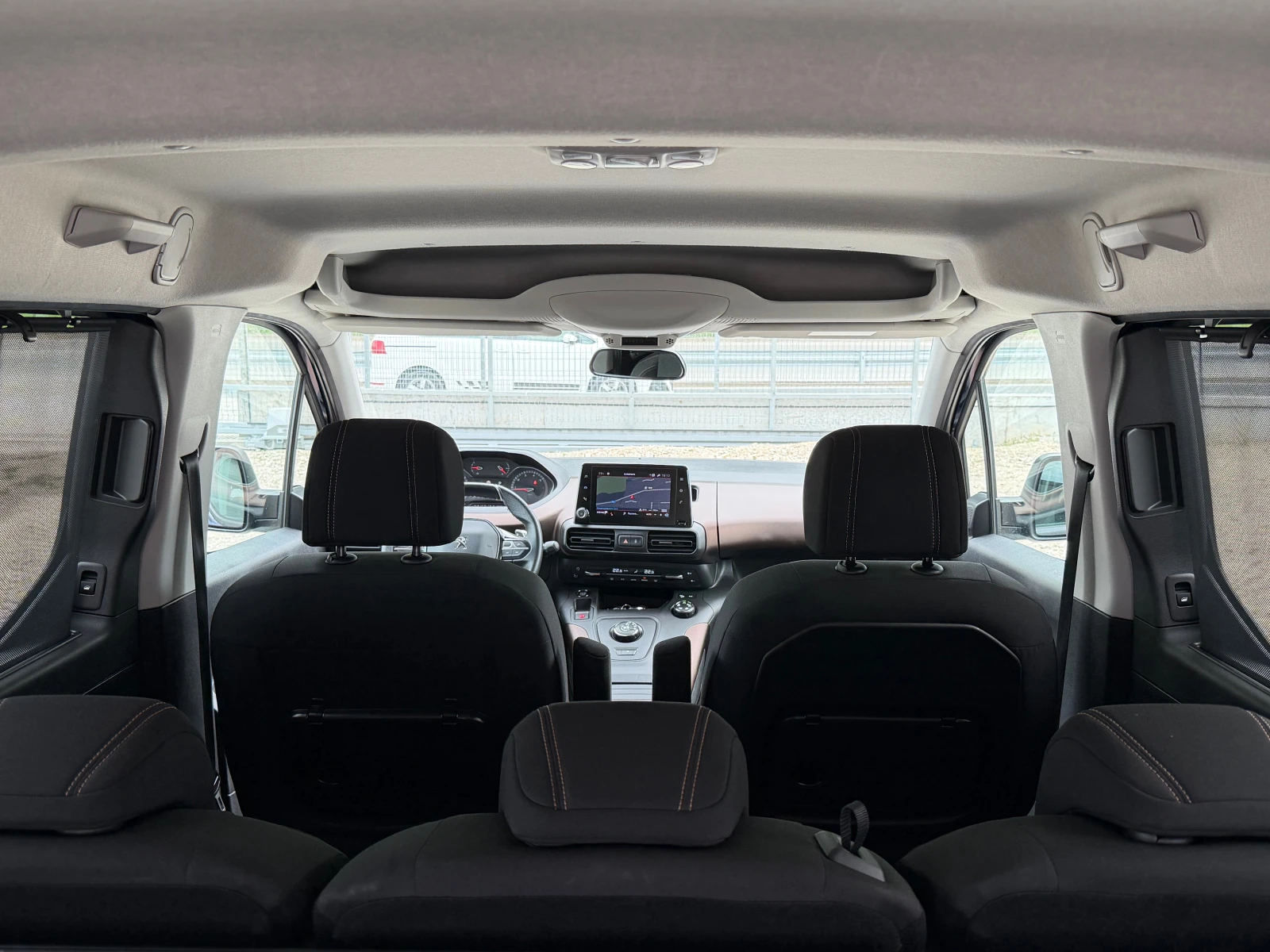 Peugeot Partner HDI* GT-LINE* Full* EAT8, снимка 8 - Автомобили и джипове - 55660039