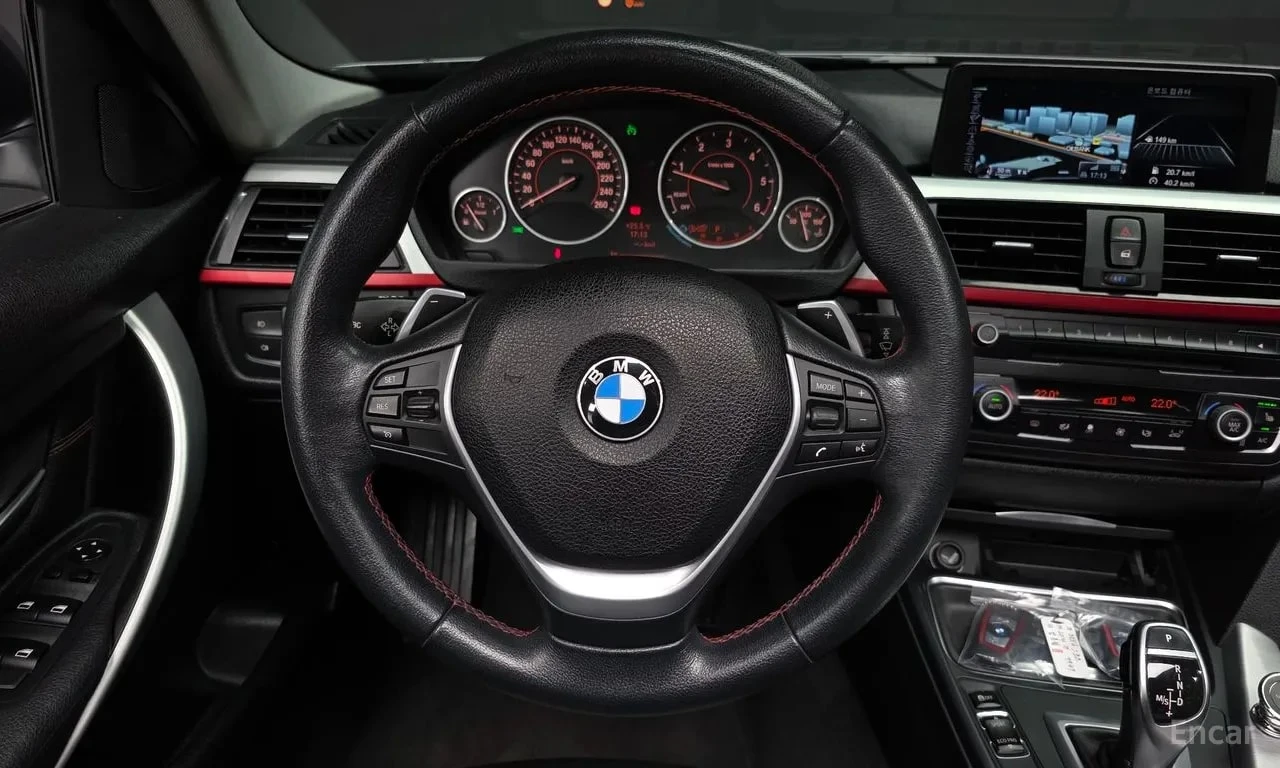 BMW 325 d Sport| HUD| PANO| ПАМЕТ| АМБИЕНТ| 2 КЛЮЧА, снимка 14 - Автомобили и джипове - 56105287