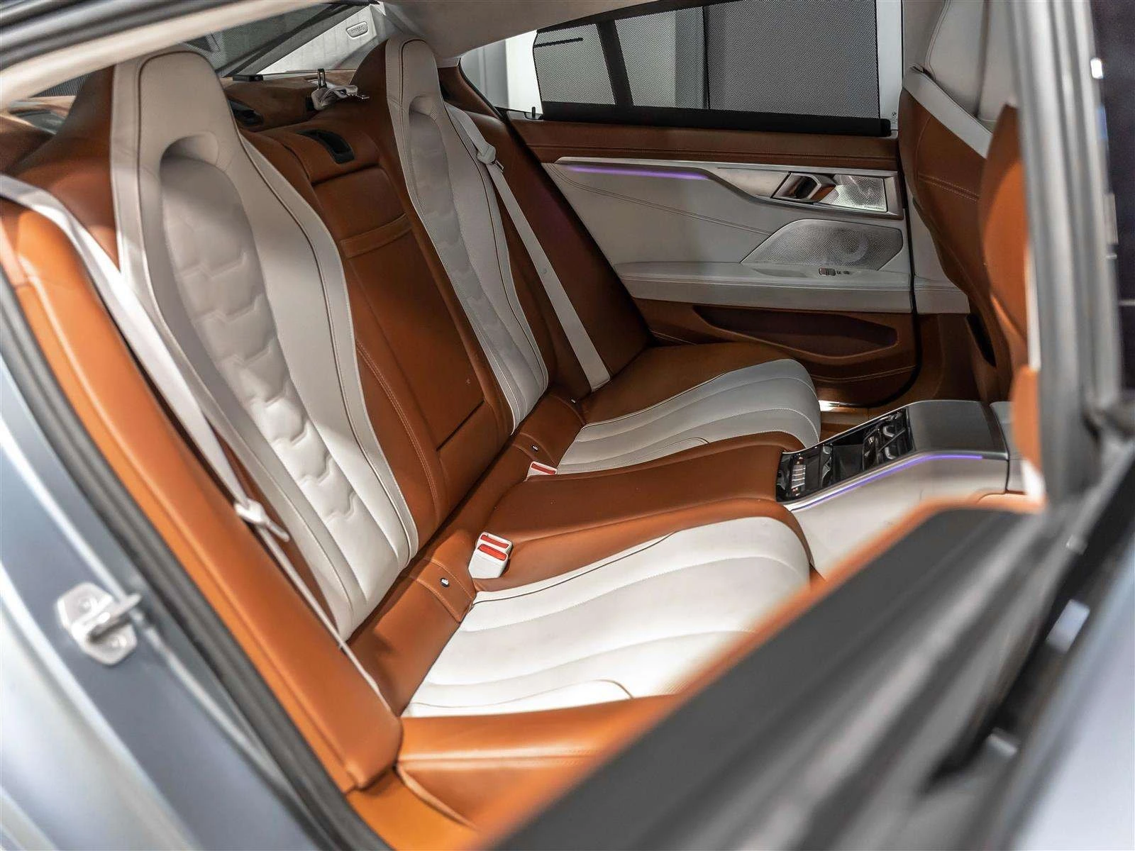 BMW 850 * M850i M850i xDrive| Gran Coupe| Individual| M Ca, снимка 13 - Автомобили и джипове - 56132647