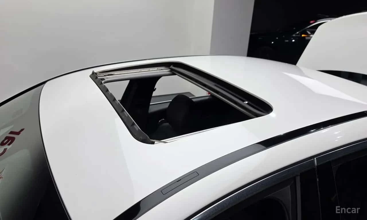 Mercedes-Benz E 220 d * BURMSTER* HEAD-UP DISPLAY* �������*  | Mobile.bg � ����������� 17